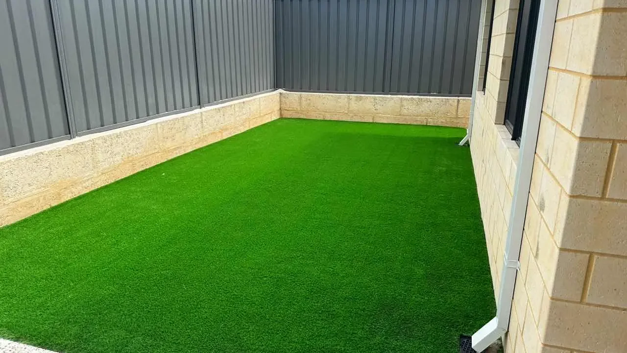 DIY Artificial Grass Installation vs. Professional Installation