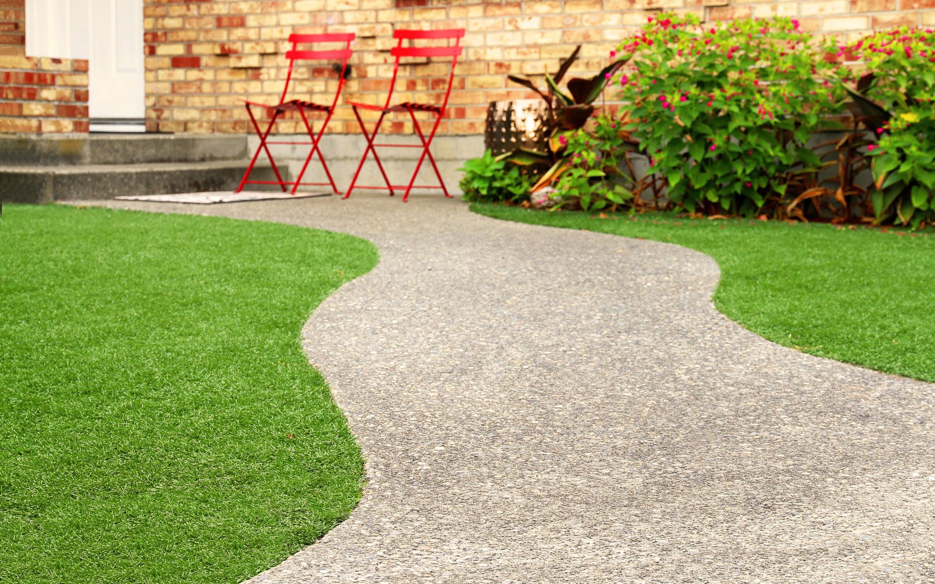 Summer Fresh 35 artificial grass lawn with a paved path in Victoria Park, Perth