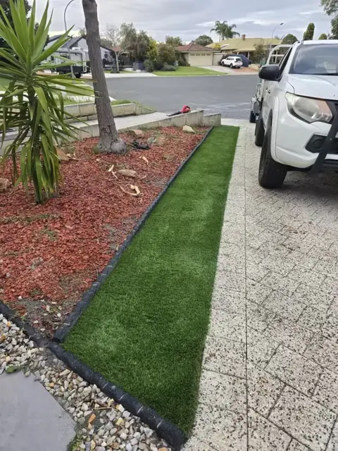 Artificial grass detail in Fremantle: 18 m² · Deluxe 35