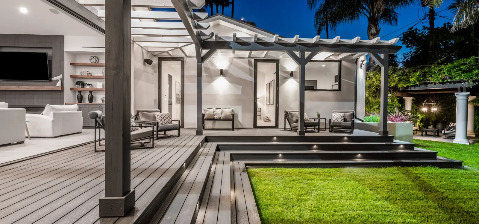 Composite decking laid around a pergola in a Perth back yard
